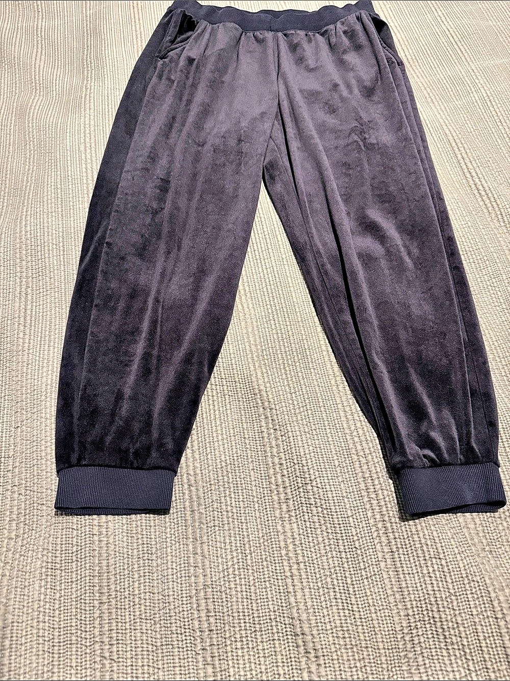 Banana Republic Velour Joggers in Black Size XL Like New
